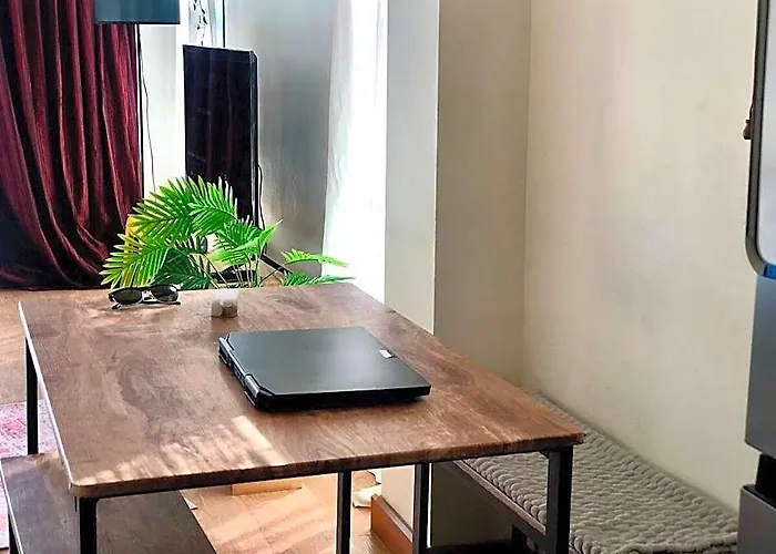 Bright Studio: Balcony, Fast Wifi, Smart Lock, Mrt 3*